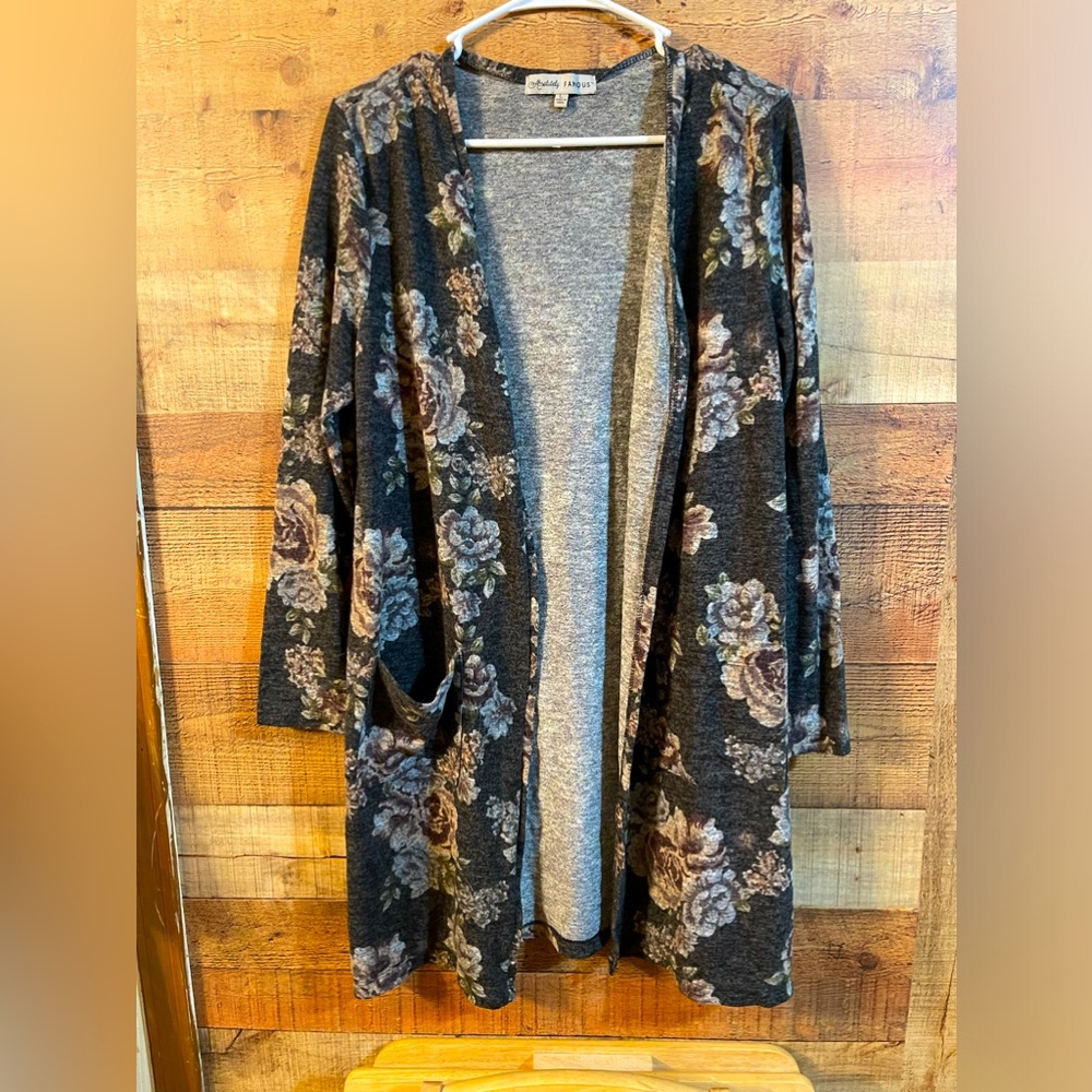 Absolutely Famous Floral Cardigan